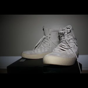 Foundation “Pioneer” Shoe